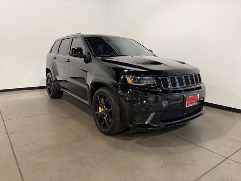 Used 2018 Jeep Grand Cherokee Trackhawk AWD/4WD image 1