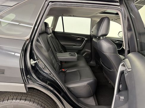 Used 2023 Toyota RAV4 XLE Premium FWD image 29