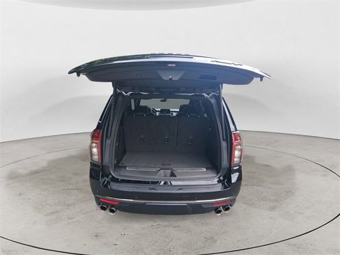 Used 2022 Chevrolet Tahoe RST image 16