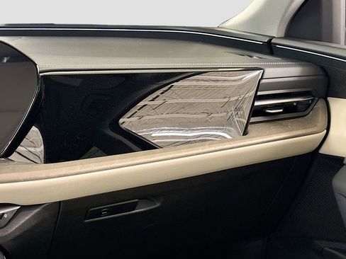 New 2026 Audi Q5 Premium image 19