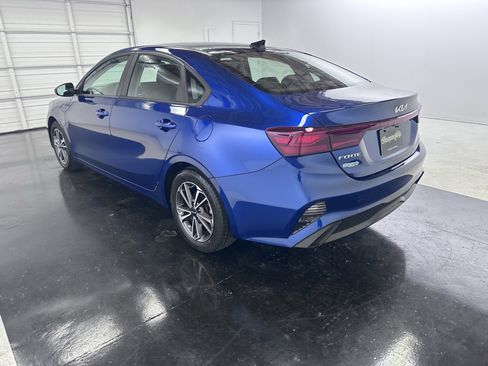 Used 2022 Kia Forte LXS FWD image 15