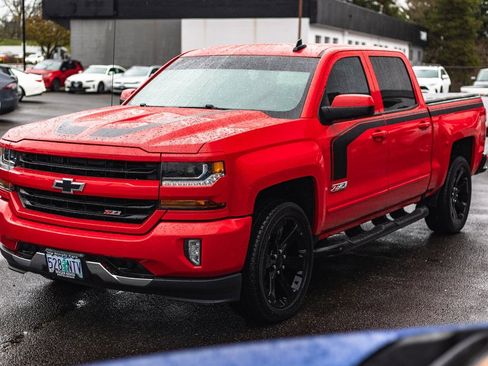 Used 2017 Chevrolet Silverado 1500 LT w/ Rally 2 Edition image 5