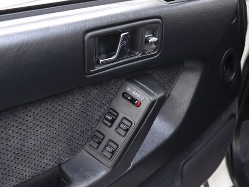 Used 1990 Acura Legend Coupe image 27