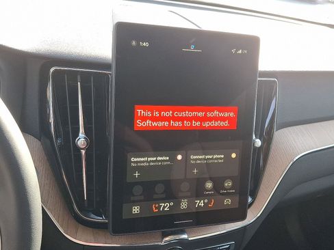 New 2026 Volvo XC60 B5 Plus w/ Climate Package image 12