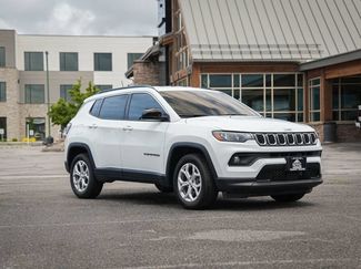 Used 2024 Jeep Compass Latitude AWD/4WD video 1