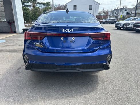 Used 2023 Kia Forte LXS w/ LXS Technology Package image 6