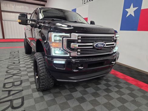 Used 2020 Ford F350 Limited image 23