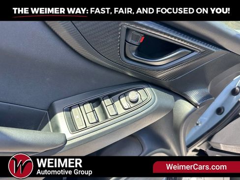 Used 2022 Subaru Crosstrek 2.0i Premium w/ Moonroof Package AWD/4WD image 9