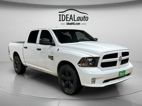 Used 2019 RAM 1500 Express w/ Express Value Package image 9