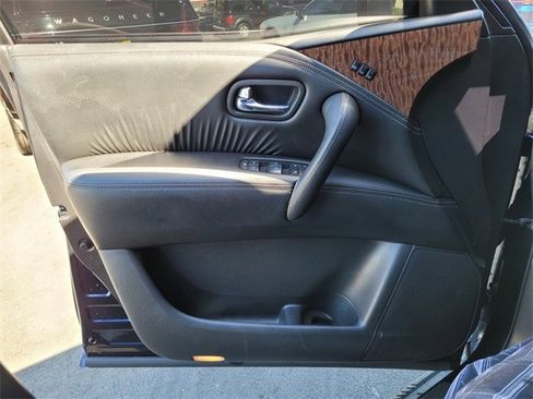 Used 2020 Nissan Armada Platinum image 27