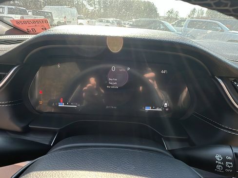 Used 2025 Jeep Grand Cherokee Limited image 29