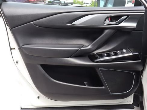 Used 2021 MAZDA CX-9 Touring w/ Touring Premium Package FWD image 28