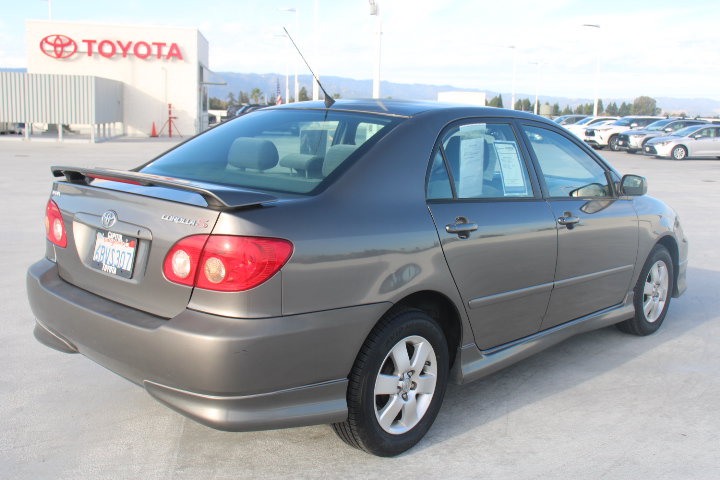 Used 2008 Toyota Corolla S FWD image 3