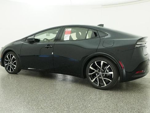 New 2026 Toyota Prius Plug-In Hybrid image 12