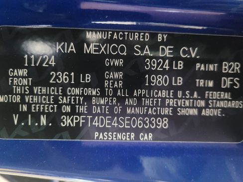 Used 2025 Kia K4 LXS image 33