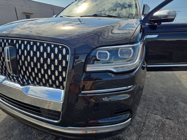 Used 2024 Lincoln Navigator L Black Label AWD/4WD image 29
