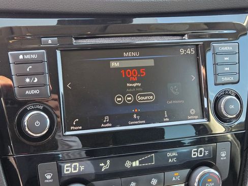 Used 2019 Nissan Rogue SV AWD/4WD image 28