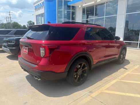 Used 2020 Ford Explorer ST w/ ST Street Pack AWD/4WD image 3