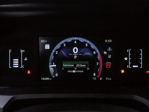 Used 2025 Toyota 4Runner SR5 RWD image 21