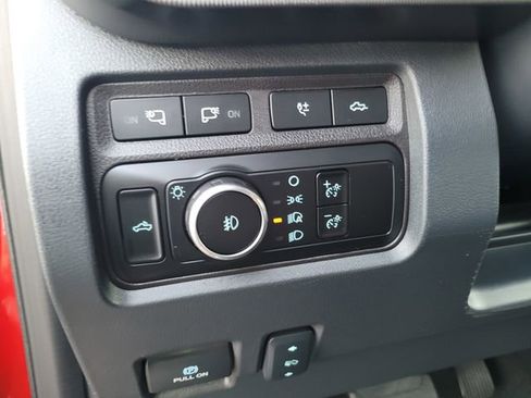 Certified 2024 Ford F250 Platinum image 17