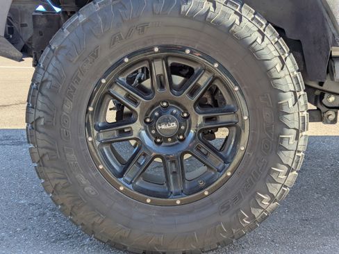 Used 2013 Jeep Wrangler Unlimited Rubicon w/ Connectivity Group AWD/4WD image 44