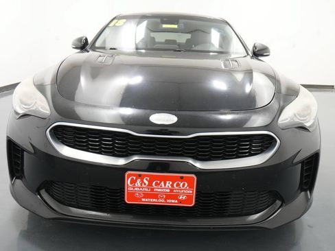 Used 2018 Kia Stinger RWD image 2