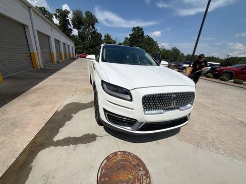 Used 2020 Lincoln Nautilus Reserve w/ Equipment Group 201A FWD image 7
