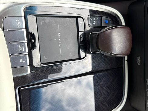 Used 2018 Lexus LS 500 image 26