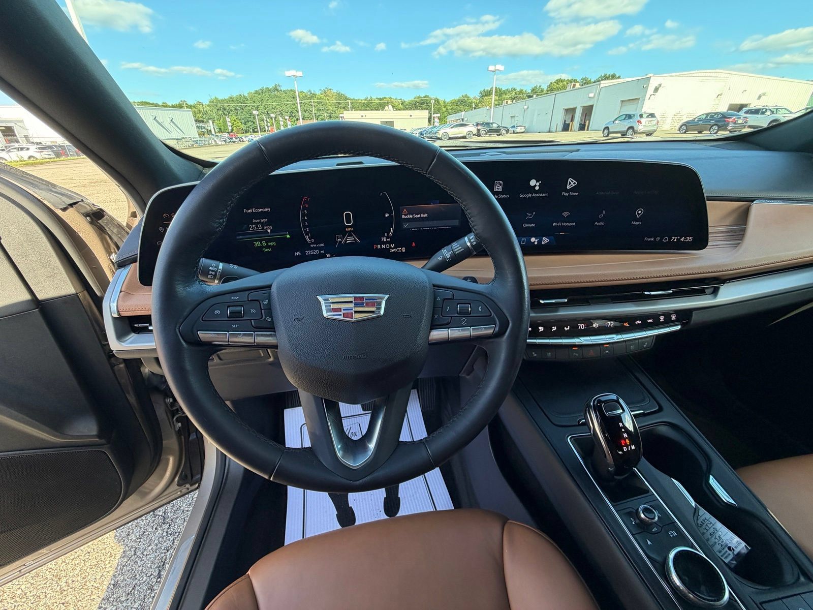 Used 2024 Cadillac XT4 Premium Luxury AWD/4WD image 2