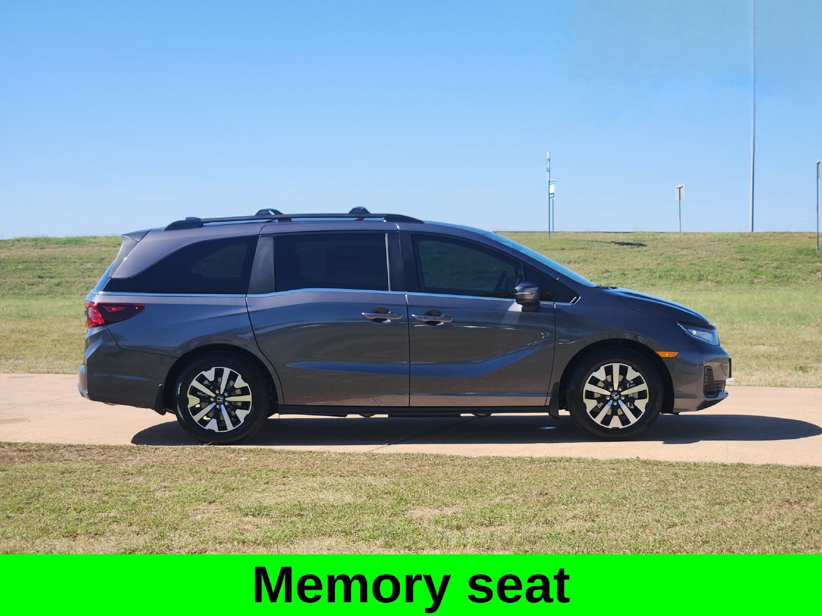 New 2027 Honda Odyssey EX-L image 8