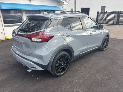 Used 2021 Nissan Kicks SR w/ SR Premium Package image 4