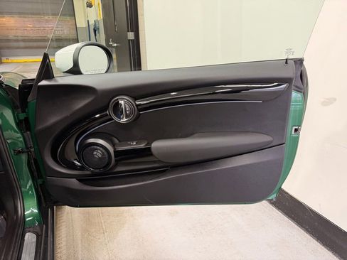 Certified 2022 MINI Cooper SE image 22