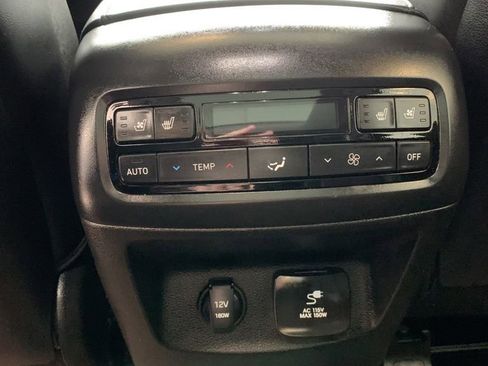 Used 2022 Hyundai Palisade Limited w/ Winter Package image 14