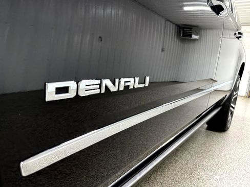 Used 2019 GMC Yukon XL Denali w/ Denali Ultimate Package image 8