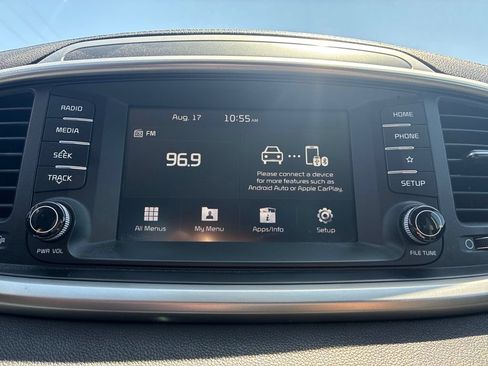 Used 2020 Kia Sorento L FWD image 20