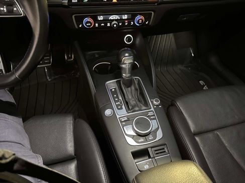 Used 2017 Audi A3 e-tron Premium Plus w/ Technology Package image 26