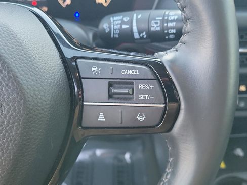 Used 2023 Honda HR-V EX-L image 25