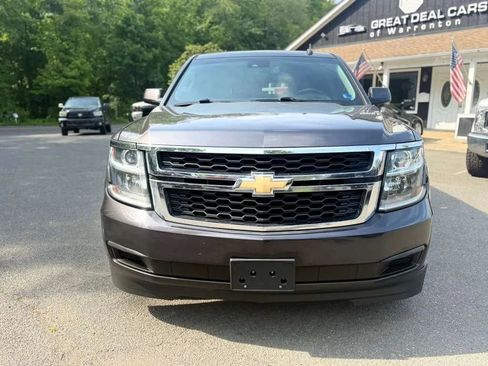 Used 2017 Chevrolet Suburban LT AWD/4WD image 2