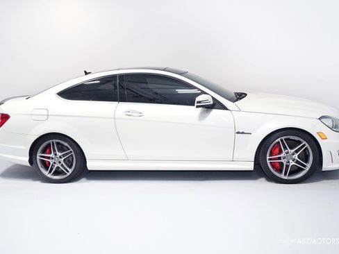 Used 2012 Mercedes-Benz C 63 AMG Coupe image 4