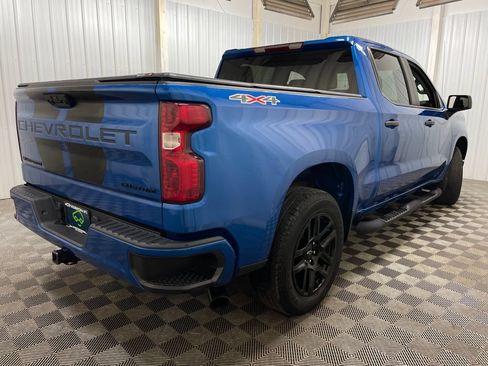 Certified 2022 Chevrolet Silverado 1500 Custom w/ Rally Edition AWD/4WD image 18