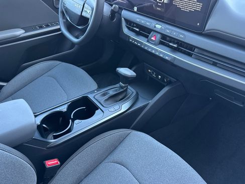 New 2026 Kia K4 LXS image 15