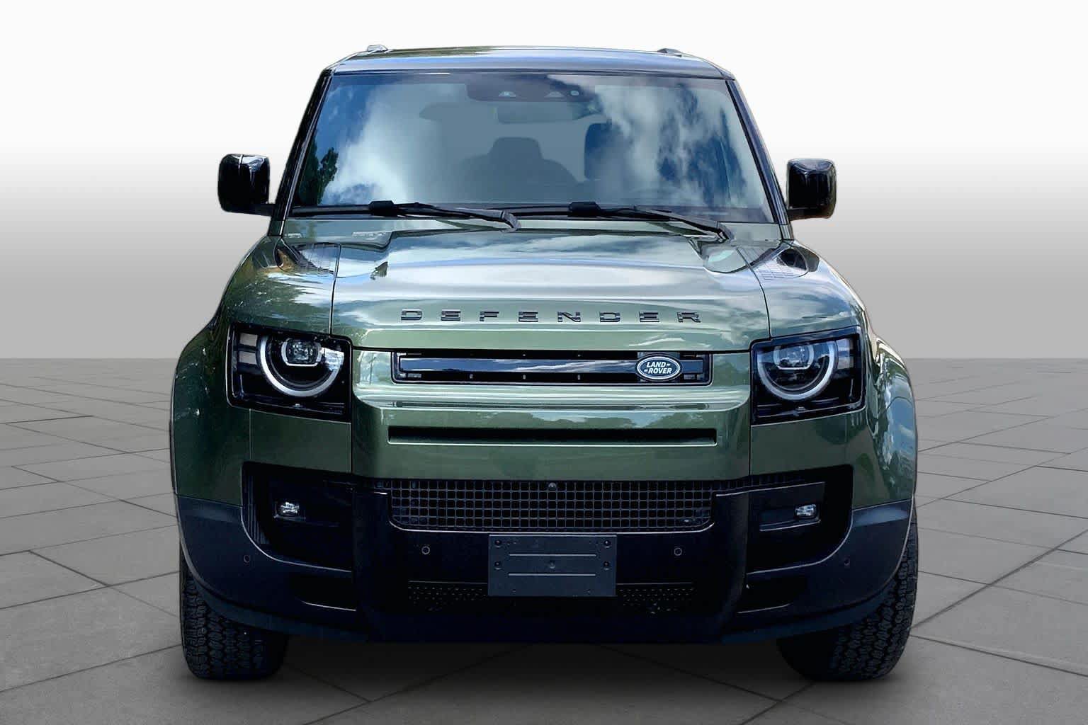 Used 2026 Land Rover Defender 110 S AWD/4WD image 4