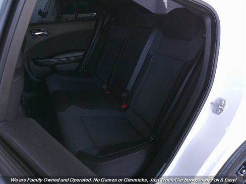 Used 2021 Dodge Charger SXT w/ Blacktop Package image 17