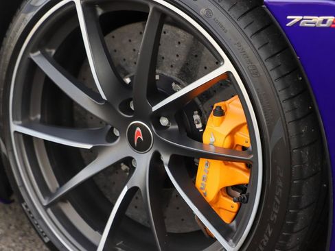 Used 2021 McLaren 720S Performance image 14