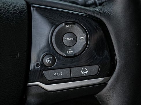 Used 2020 Honda Odyssey Elite image 17