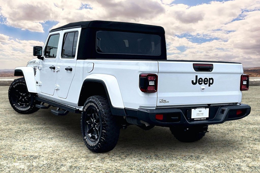 Used 2021 Jeep Gladiator Sport AWD/4WD image 4