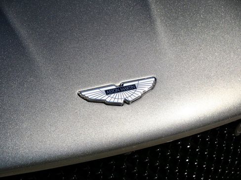 Used 2019 Aston Martin DBS Superleggera image 16