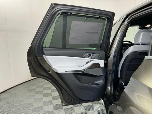 New 2026 BMW X5 xDrive40i w/ Climate Comfort Package AWD/4WD image 24