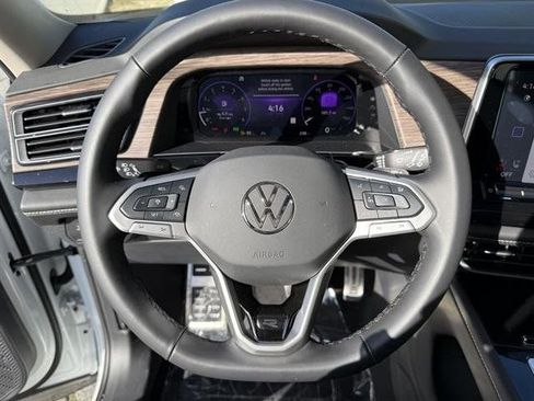 New 2025 Volkswagen Atlas SEL Premium R-Line image 25