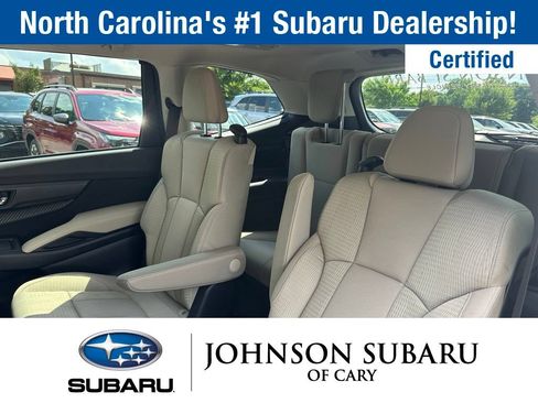 Used 2025 Subaru Ascent Premium w/ Premium Package AWD/4WD image 17